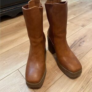 JustFab Tan Heeled Boots